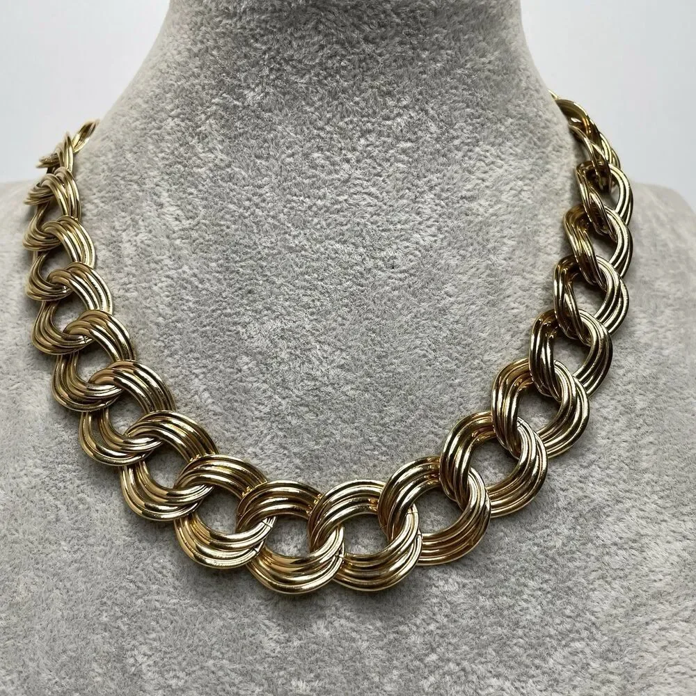 Vintage Oversized Textured Gold Tone Metal Linked Collar Vintage Chain Necklace